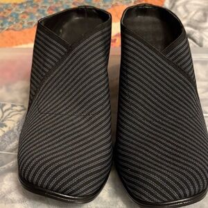 Fame and Partners Black and Gray Striped Mules